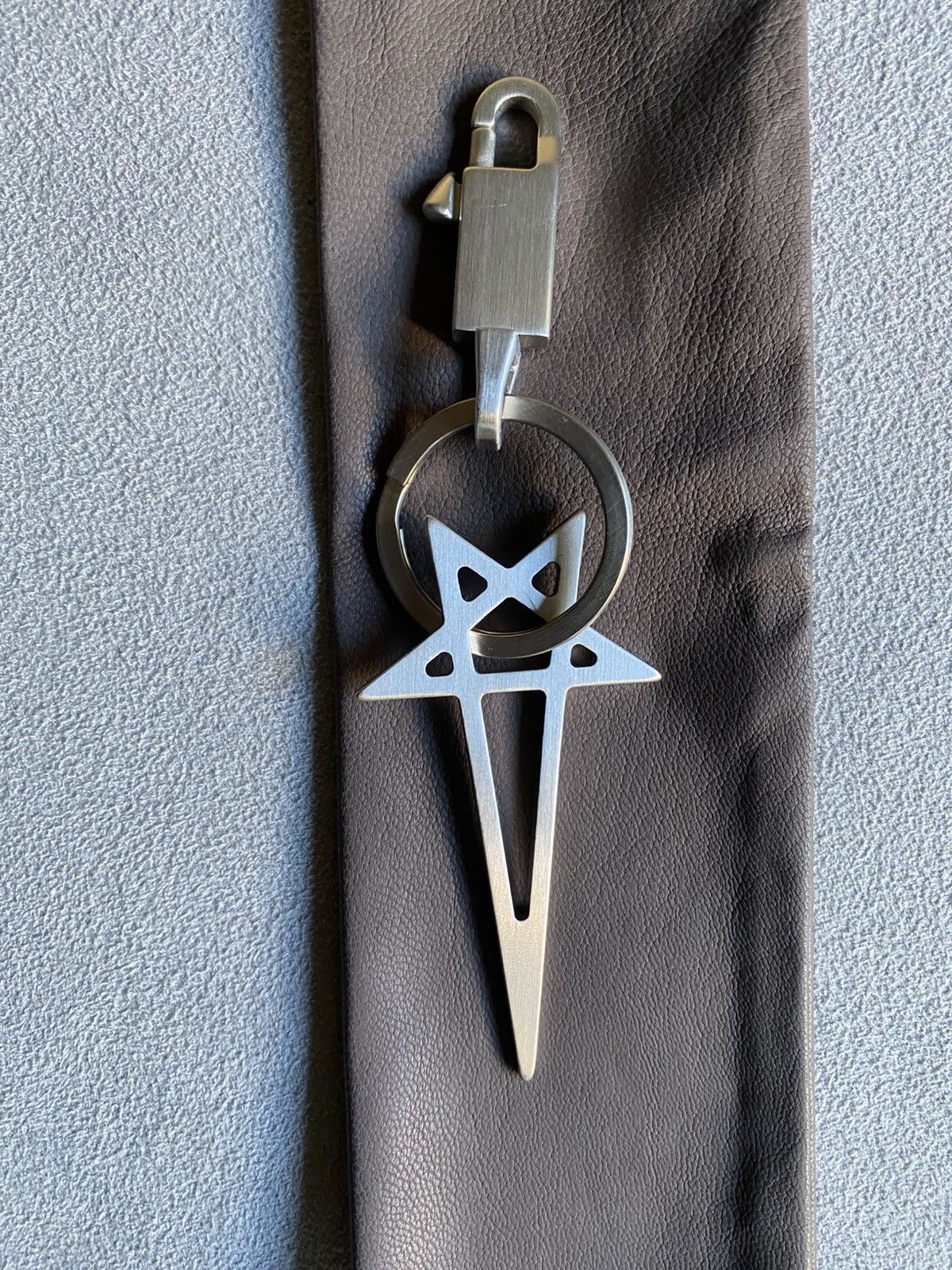 Rick Owens Rick Owens Pentagram key chain | Grailed