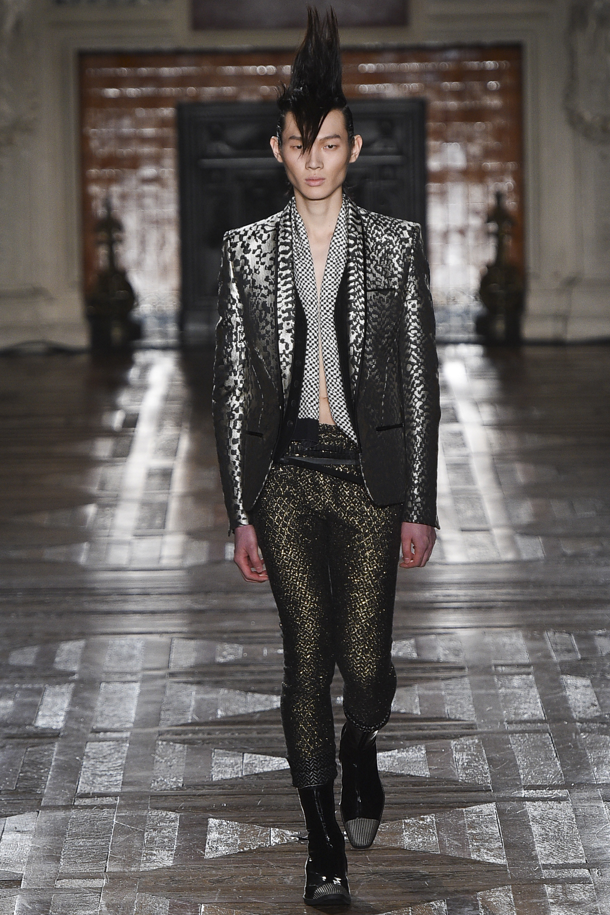 PFW | Haider Ackermann AW16 | Wonderland Magazine