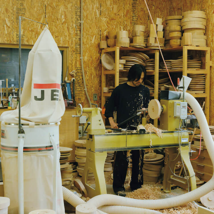 木工作家・内田悠の木目の表情を生かすウッドターニング | ブルータス