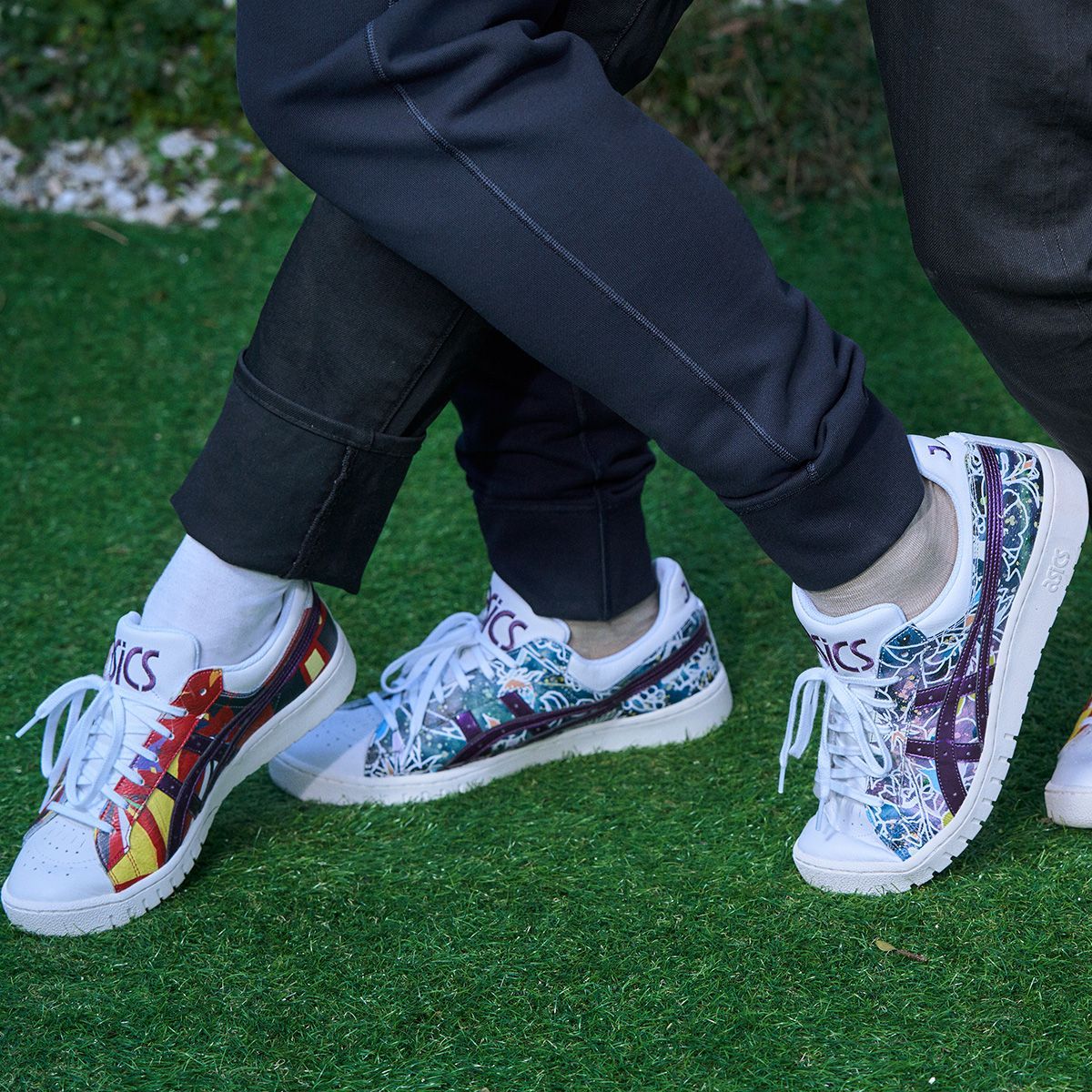 香取慎吾の「ヤンチェ_オンテンバール」初のスニーカーを発売！ | GQ JAPAN