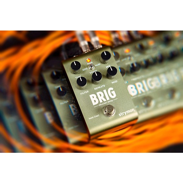 Strymon Brig Multi-Voiced dBucket Delay Effects Pedal Green