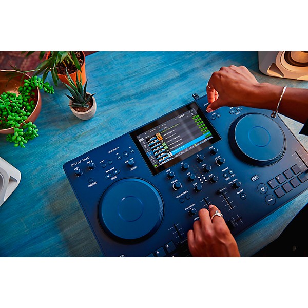 AlphaTheta OMNIS-DUO Wireless Portable All-in-One DJ System Blue