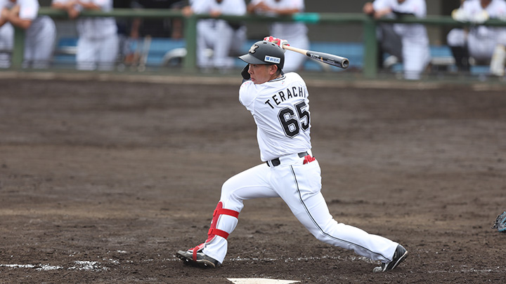 千葉ロッテが1/17から2025年度ユニホームを販売 ドラ1・西川史礁ら29