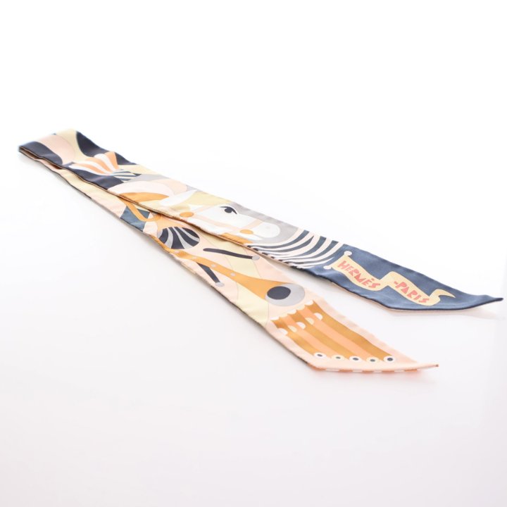 Hermes 'Parade en Fanfare' Silk Twilly - Luxe Du Jour