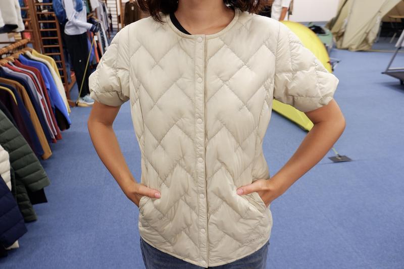 半袖ダウン”はこう使うのか！ 一足早くモンベルの「賢く暖かく