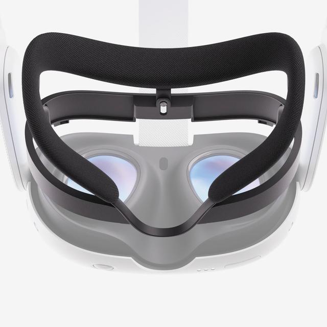 通気性は抜群。レンズ曇りから逃れられるMeta Quest 3/3S用のスカスカ