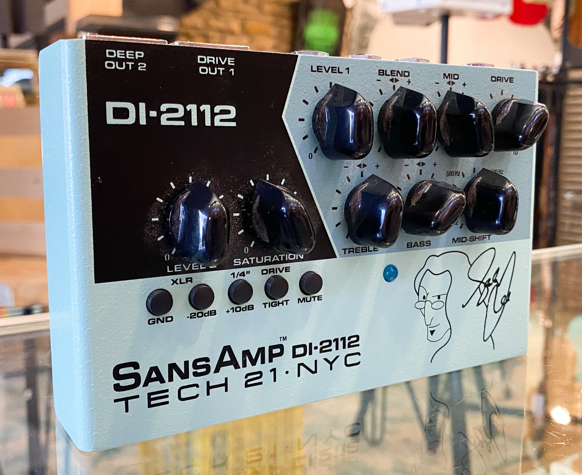 Tech 21 Geddy Lee DI-2112 Signature SansAmp Preamp Pedal