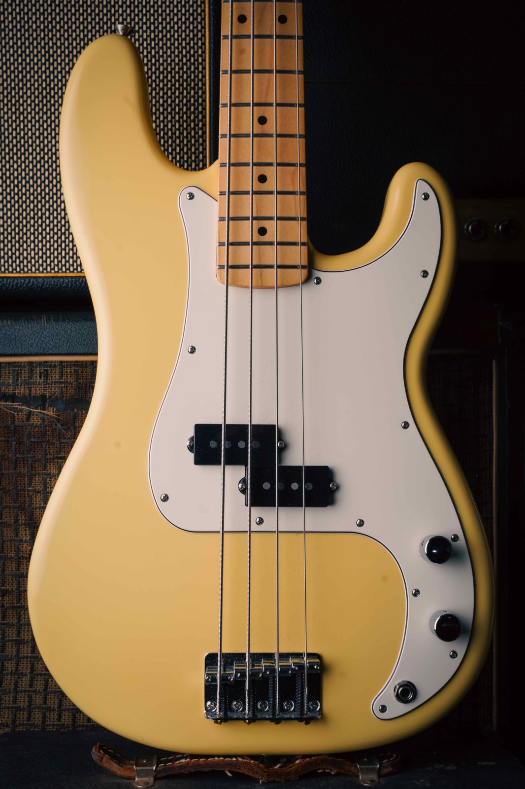 2021 Fender Player Series Precision Bass Buttercream