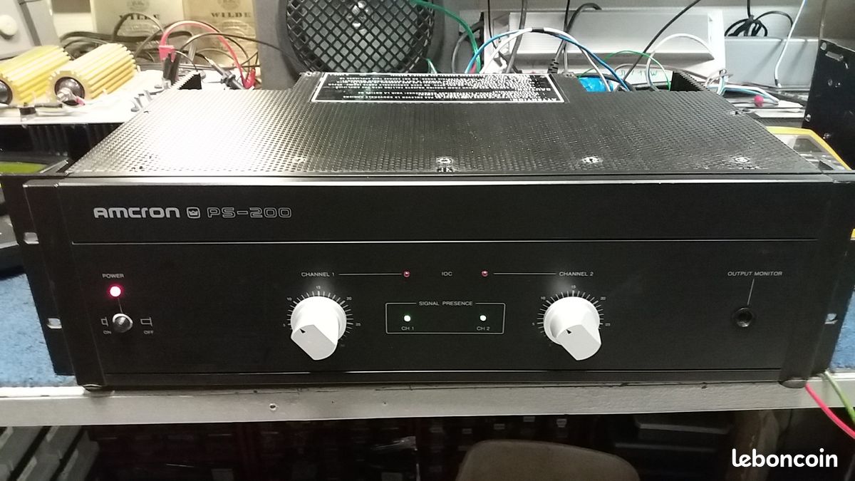 Crown /amcron PS-200 パワーアンプ 【公式通販】