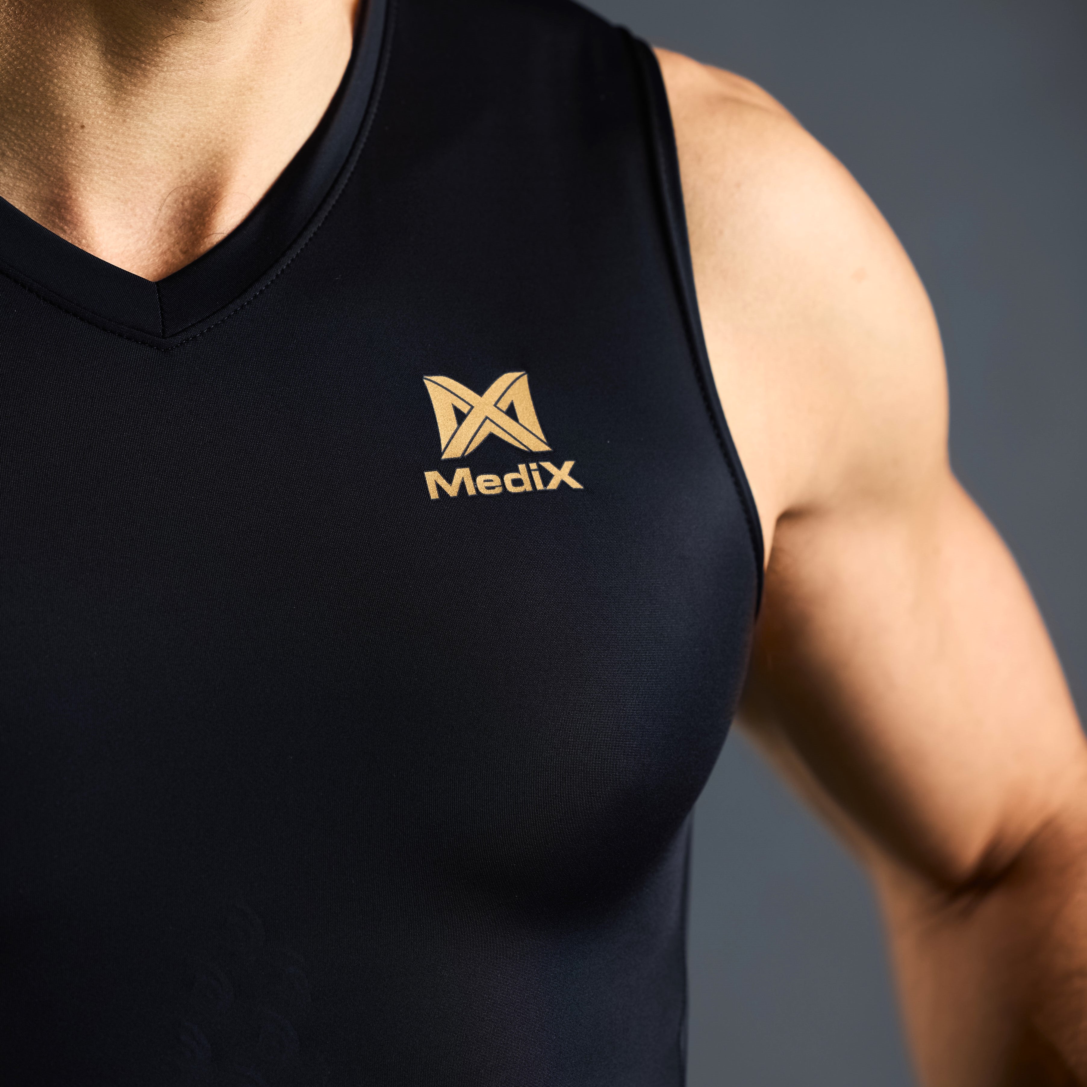 MIRAKIRU PRO ノースリーブ