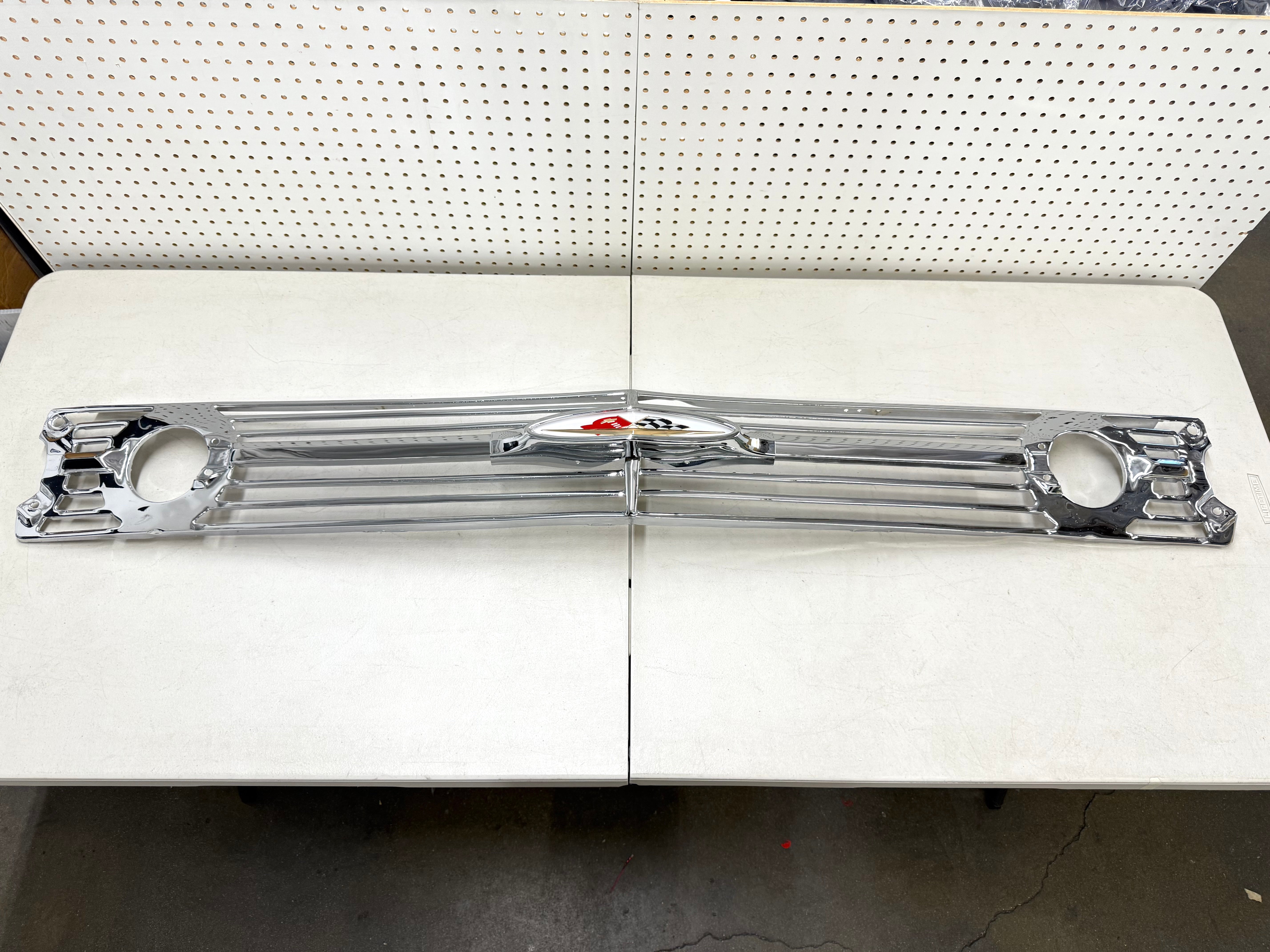 1960 CHEVY IMPALA / FULL SIZE FRONT GRILL (GRILLE) with EMBLEM