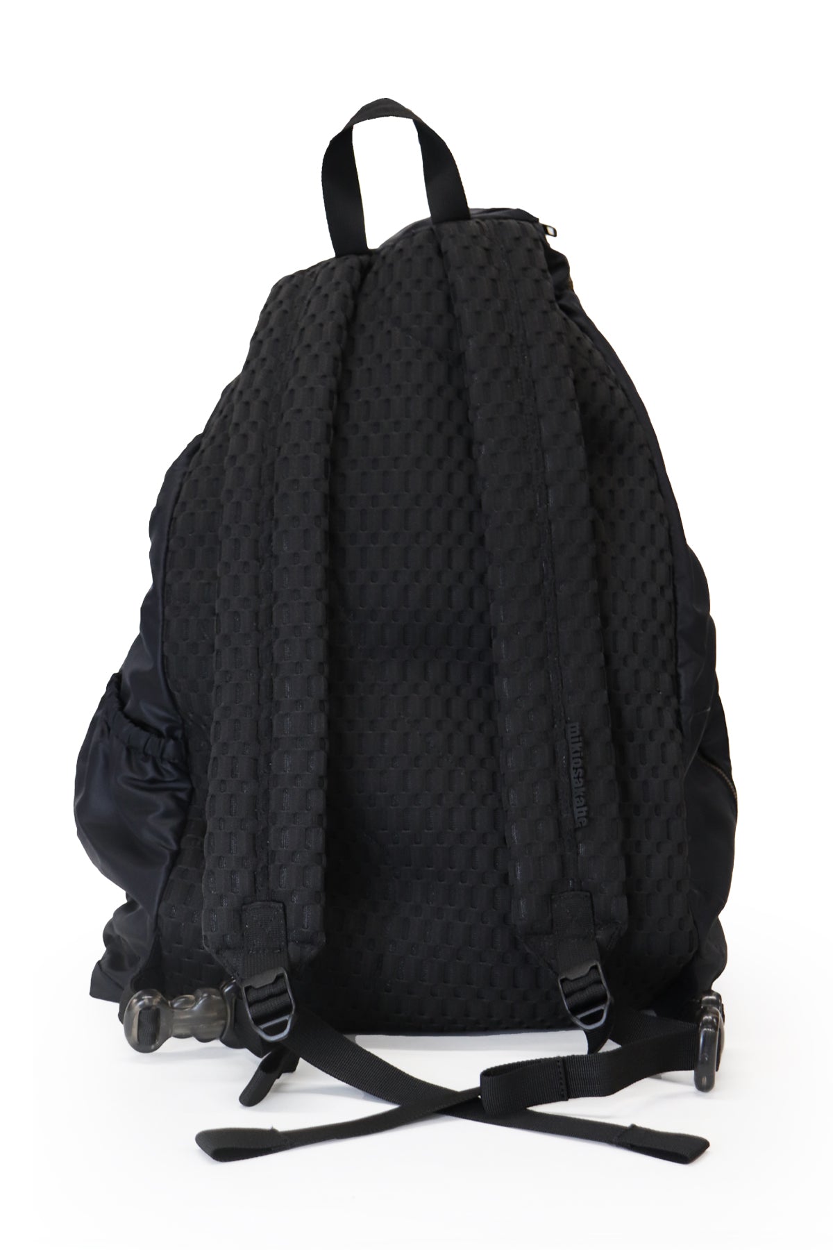 Twisted Back Pack / Black｜MIKIOSAKABE&JennyFax公式ストア