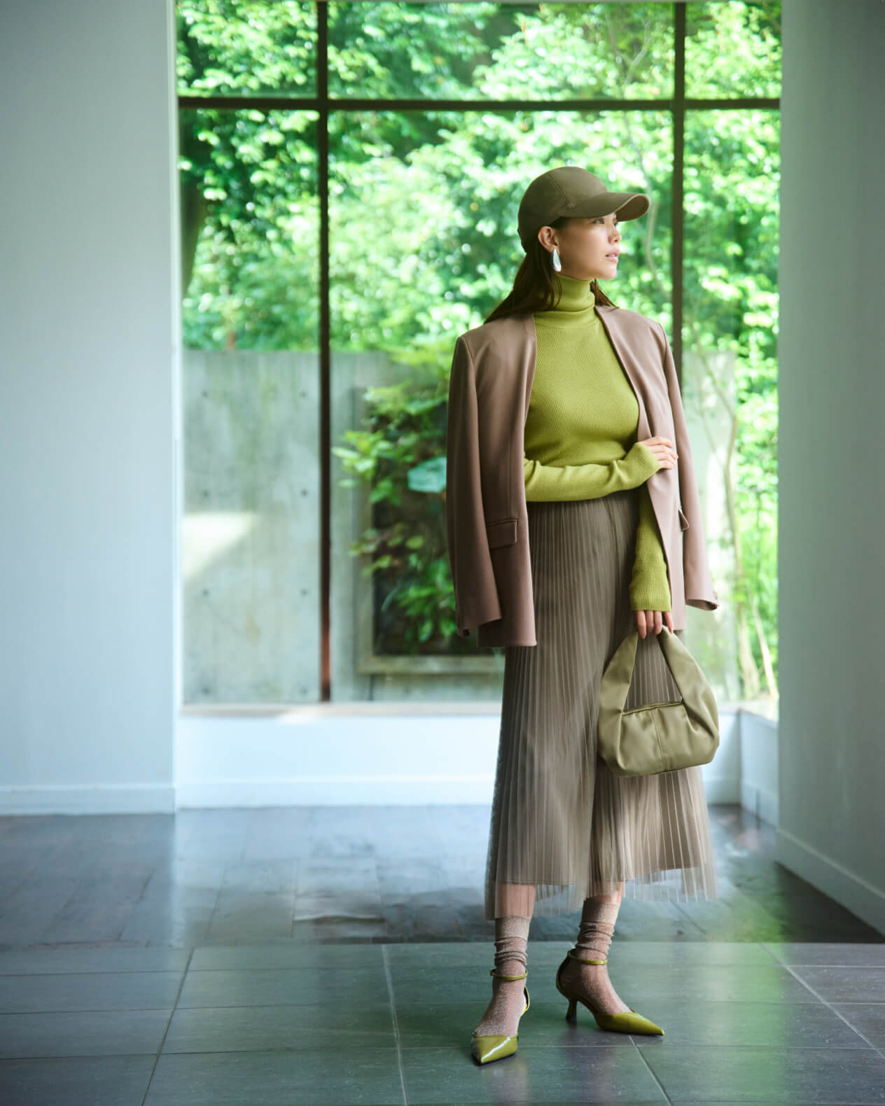 Luxe & Basic by Yuri Ebihara 蛯原友里が魅せる、秋を彩るキー