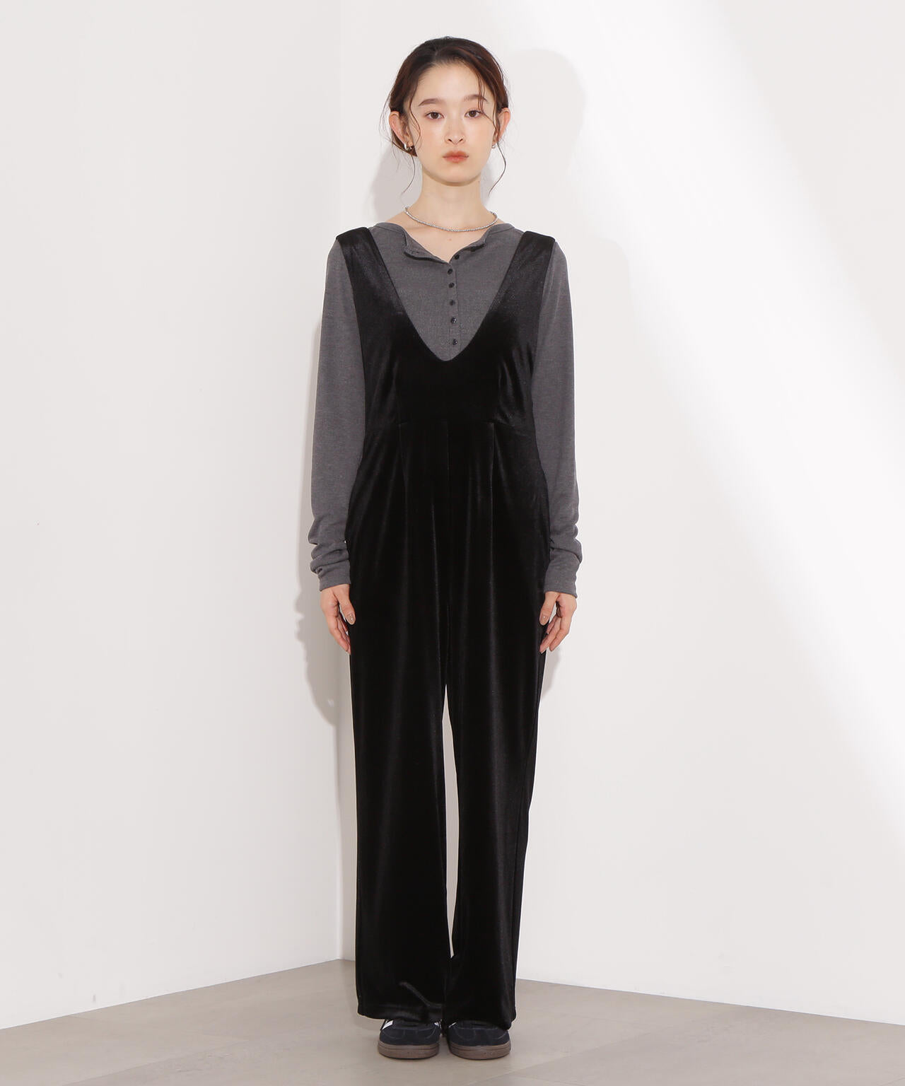 Vネックベロアサロペット | N. Natural Beauty Basic*（エヌ