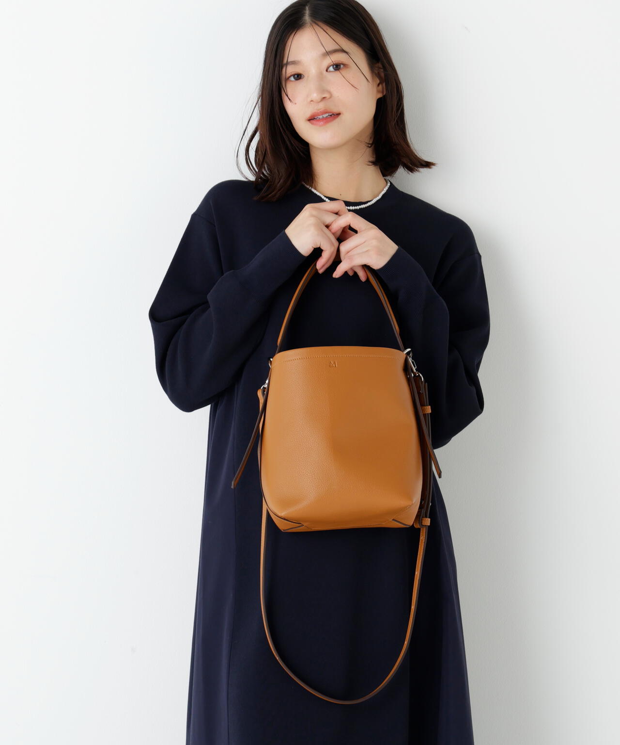 ≪＆MyuQ≫ ショルダートートバッグ | human woman（ヒューマン