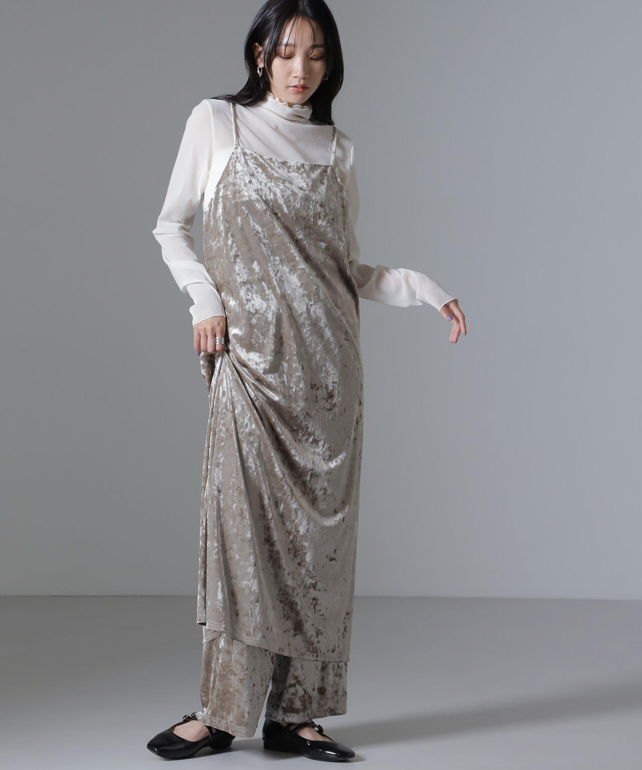 ベロアキャミソールワンピース（セットアップ可） | NANO universe