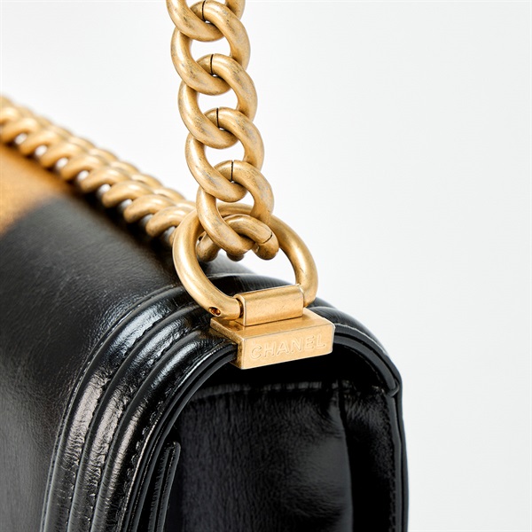 CHANEL ボーイシャネル ミディアム 2021年以降 ショルダーバッグ