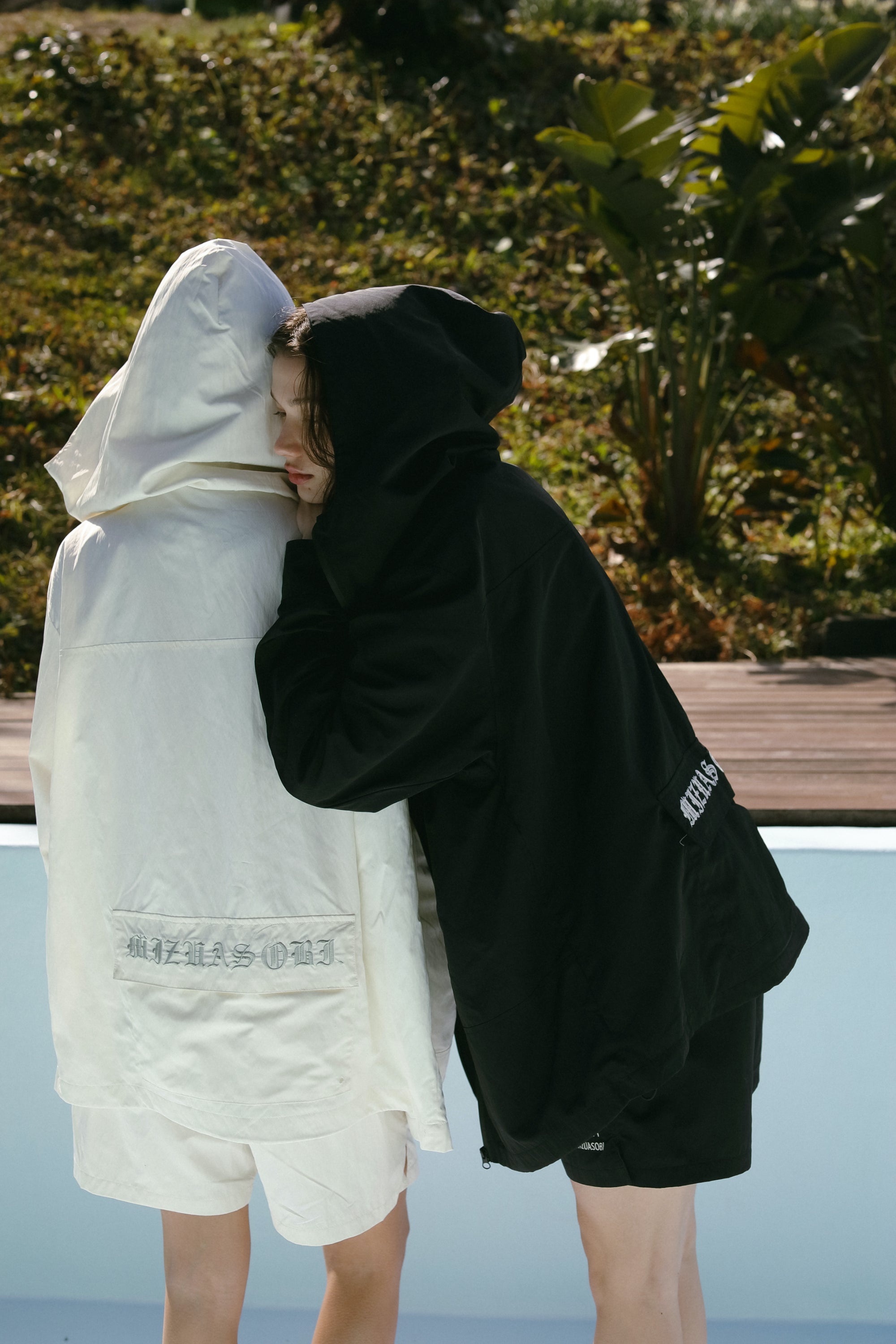 Go to the pool – MIZUASOBI