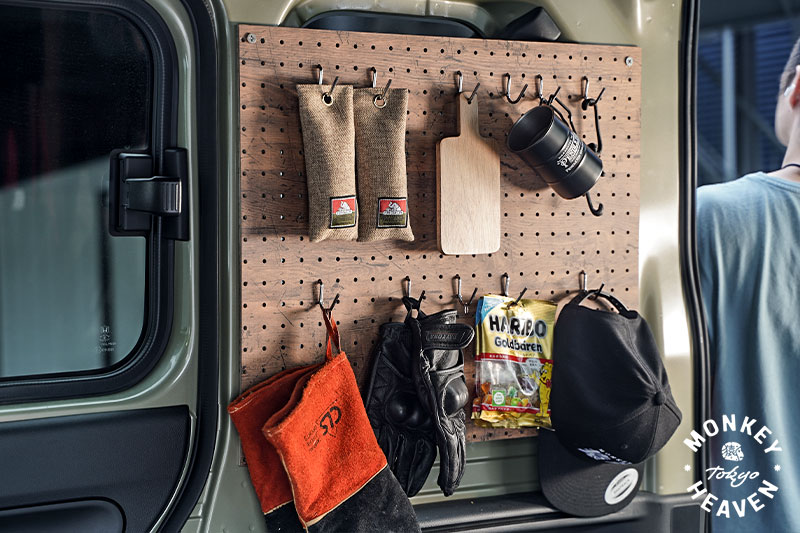 N-VAN DIY】有孔ボードで内装をカスタム！おしゃれな収納・車中泊仕様