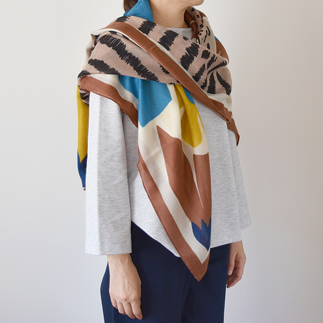 INOUI EDITIONS ストール FOLK ホワイト | MONAD