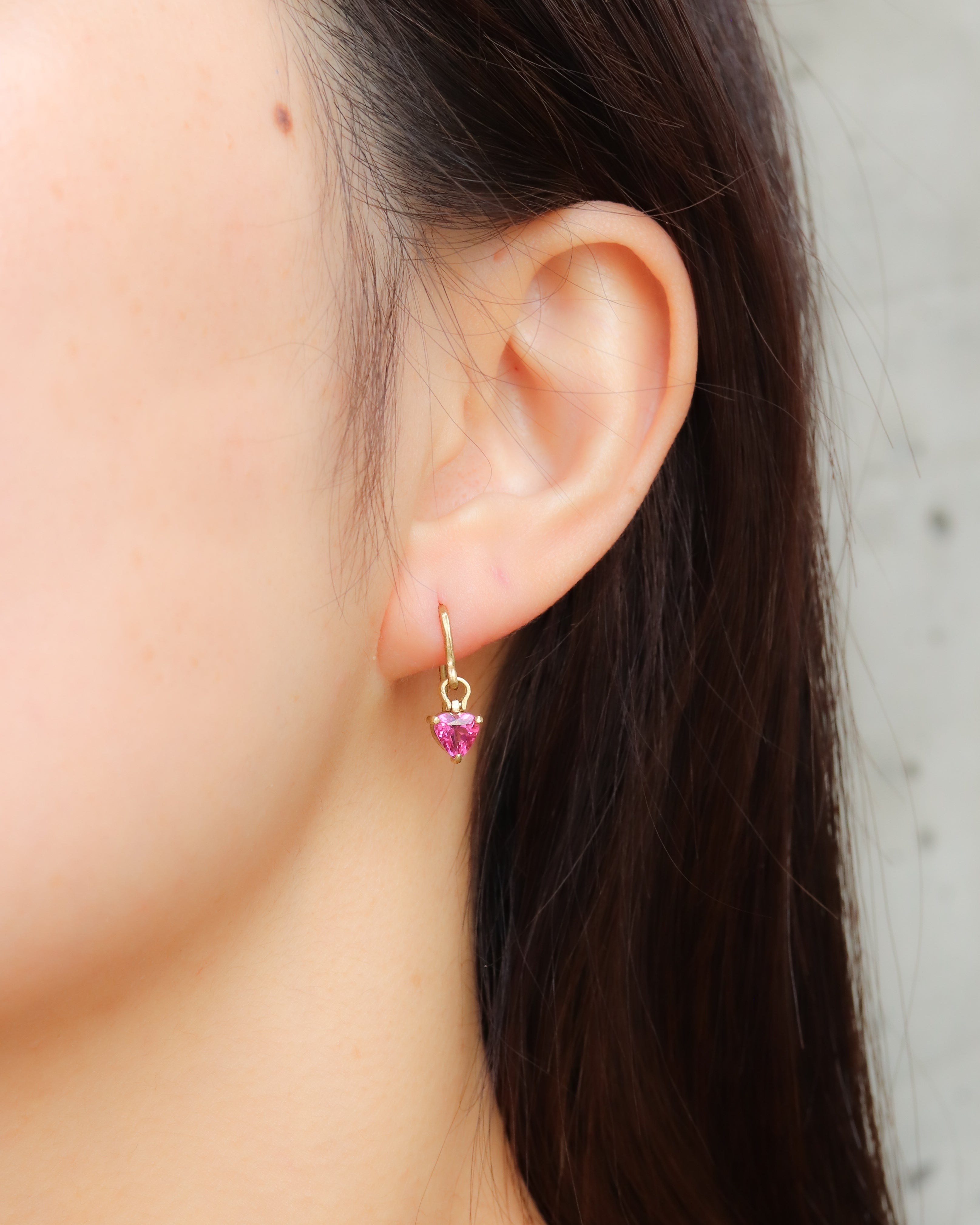 HorseShoe Prong Pierced Earring - Pink Tourmaline - – MONAKA jewellery
