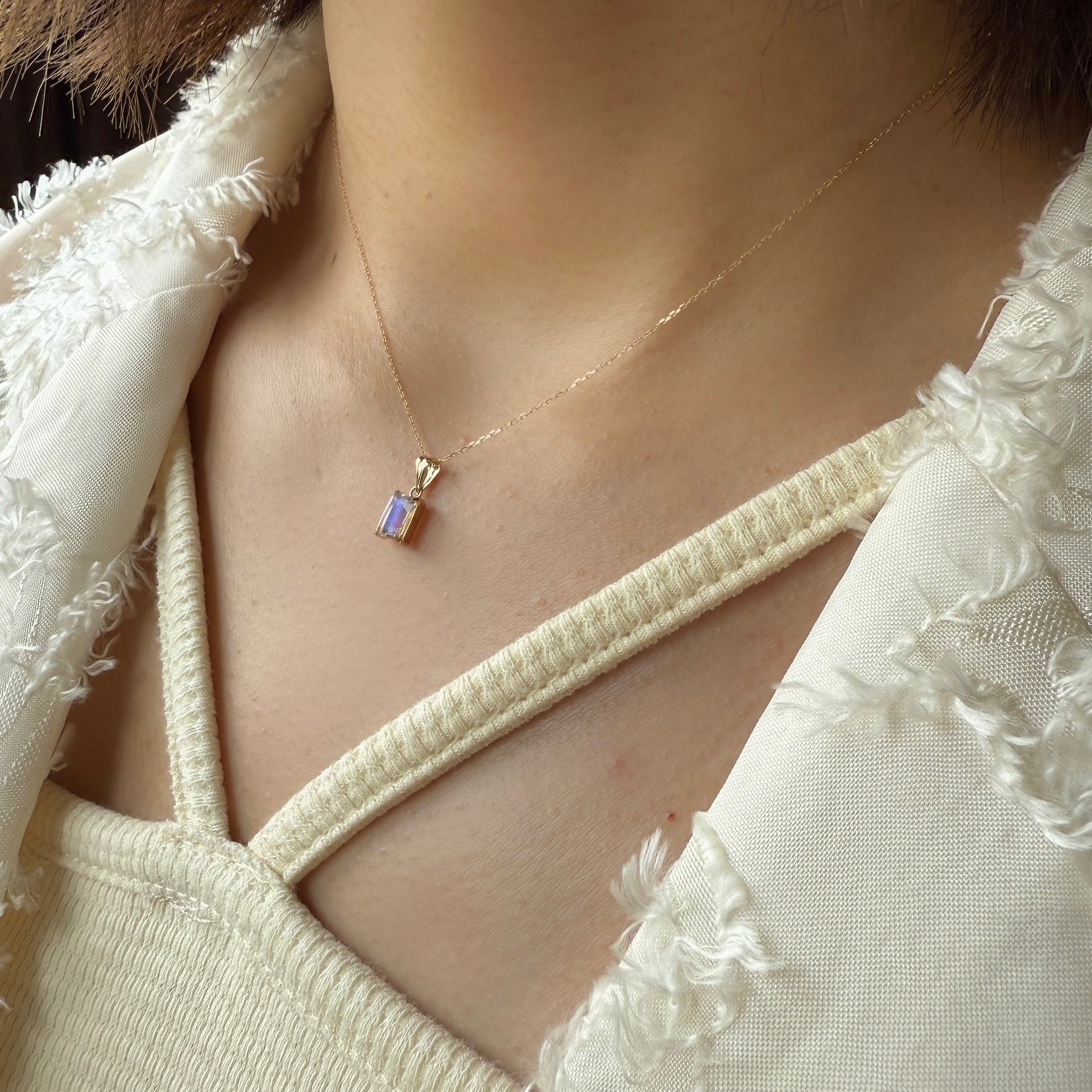 K18スクエアロイヤルブルームーンストーンペンダントトップ