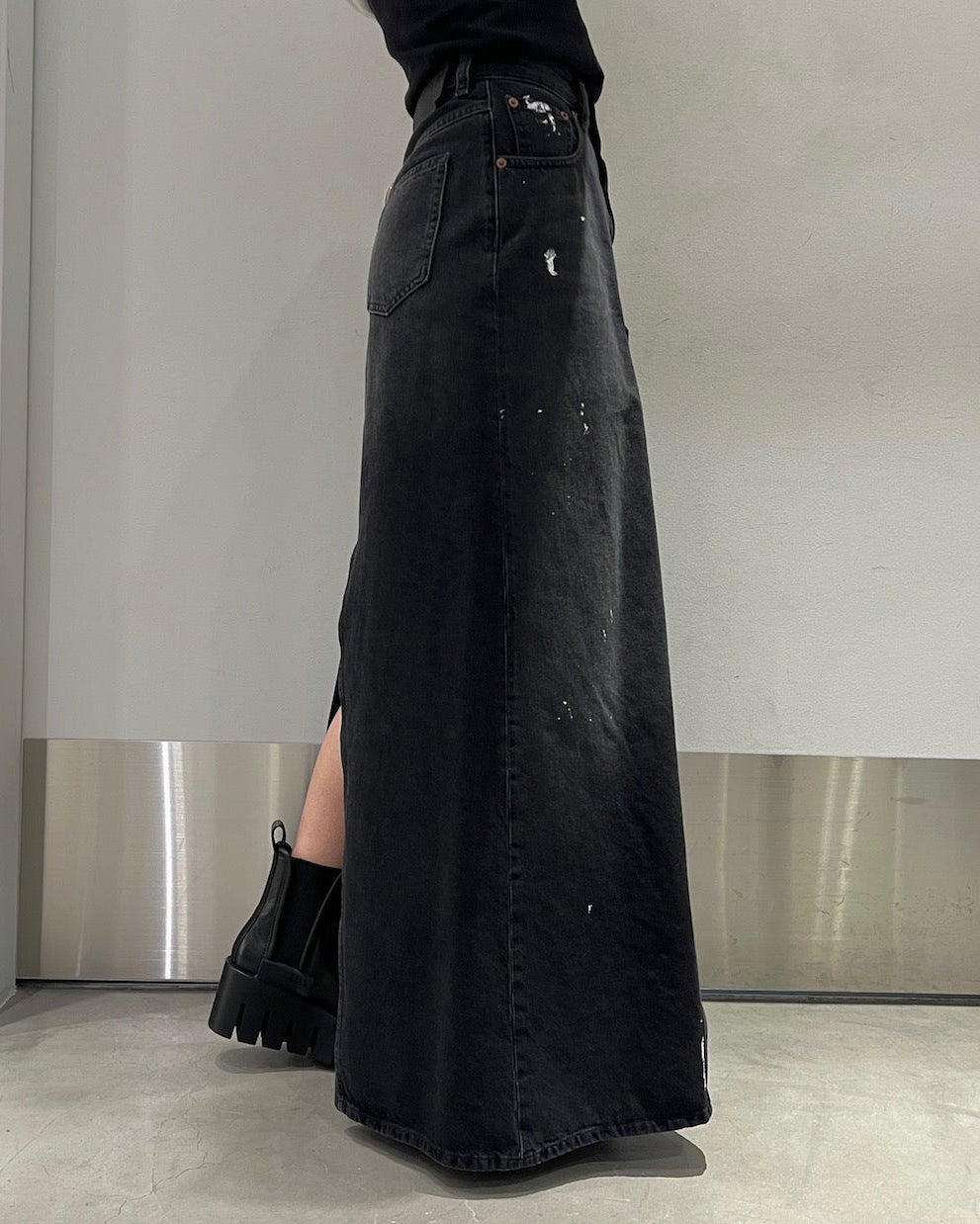 ペイントデニムスカート｜MM6 MAISON MARGIELA（エムエムシックス