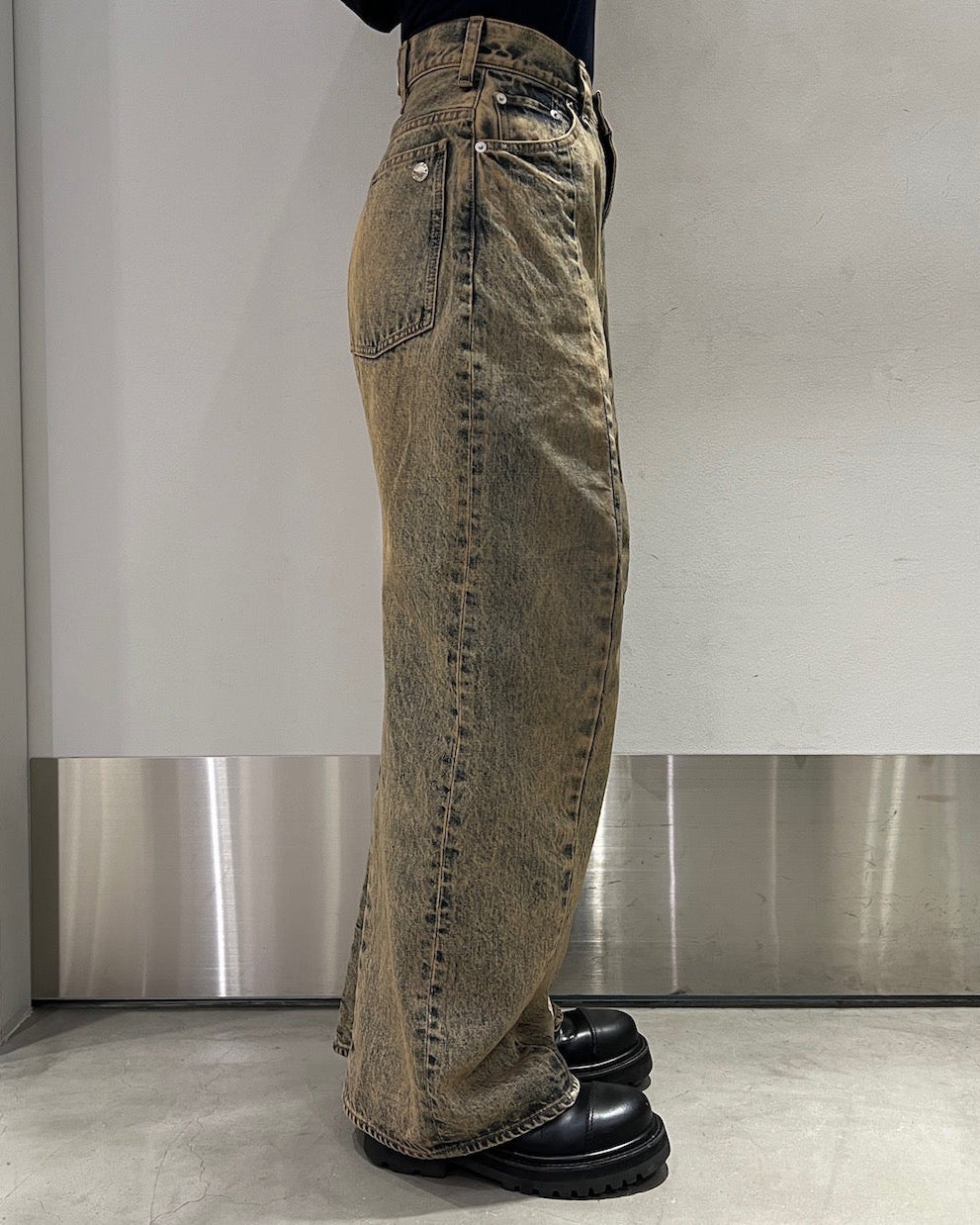 ワイドデニムパンツ｜Chika Kisada（チカ キサダ）通販オンライン