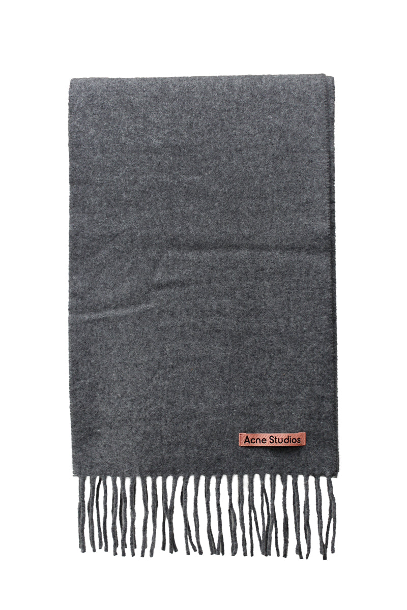 フリンジストール｜Acne Studios（アクネストゥディオズ）通販