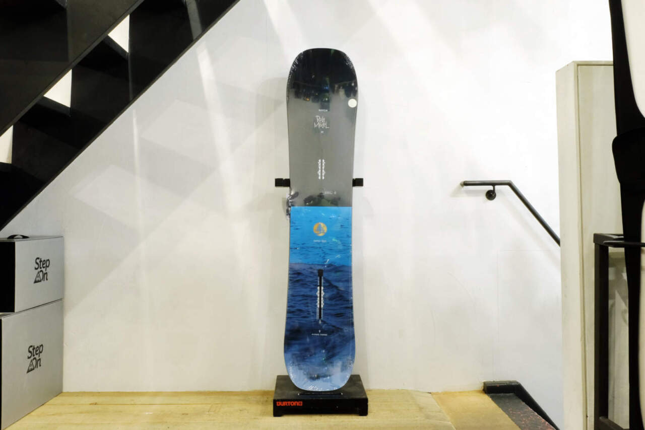 BURTON 2018リミテッド到着！クレイグスで作られた特別なスノーボード
