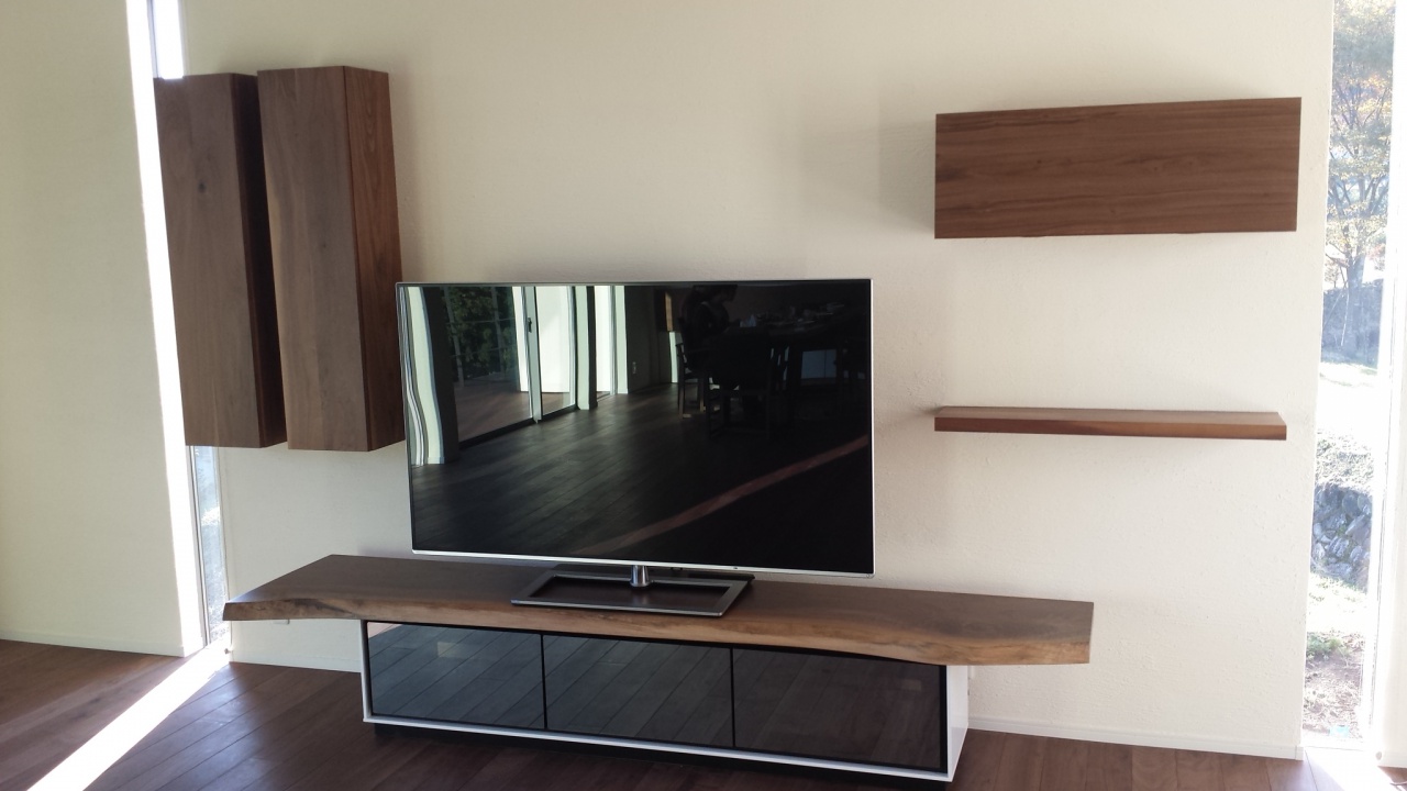 ウォールナット テーブル、テレビボード | 一枚板 お取り引き実績 | 一