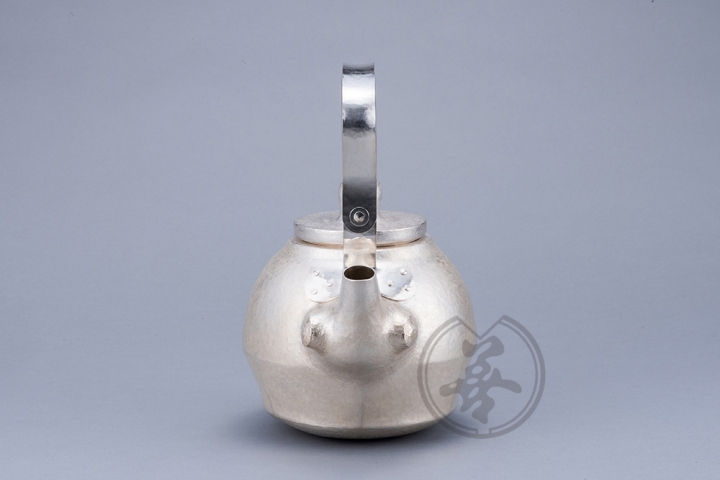 田中千絵 純銀 薬罐 | 森銀器製作所