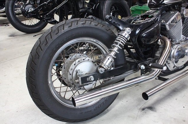 ビラーゴ250のタイヤサイズは？空気圧、ビンテージタイヤについて解説