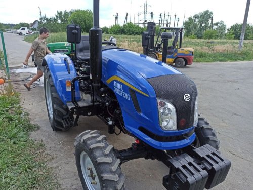 Купити Мінітрактор Dongfeng 404 DHL ✓ Ціна в Києві і Україні от