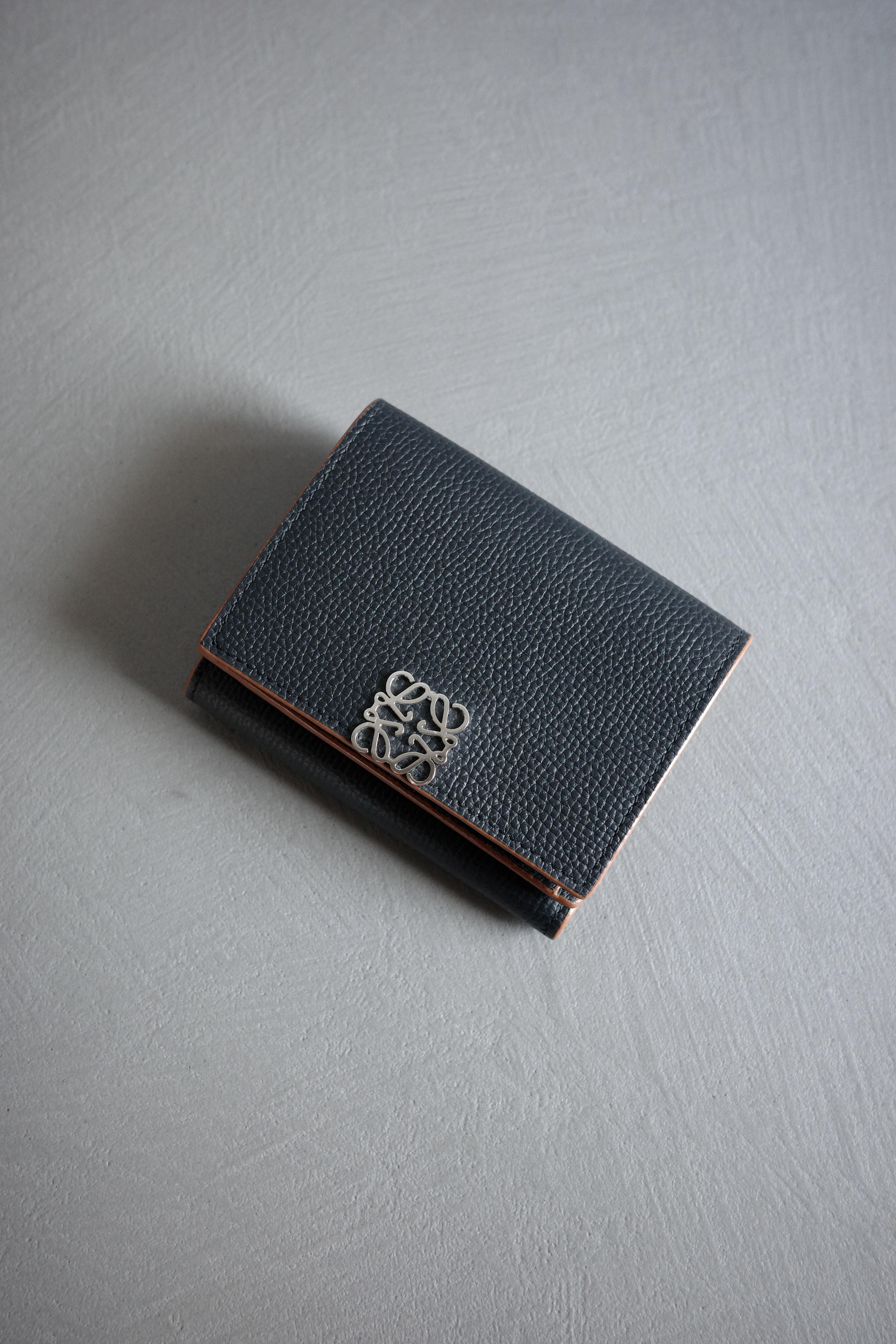 LOEWE アナグラムトライフォールド ウォレット - mozme