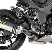 Akrapovic(アクラポヴィッチ) チタン・スリップオン・マフラー