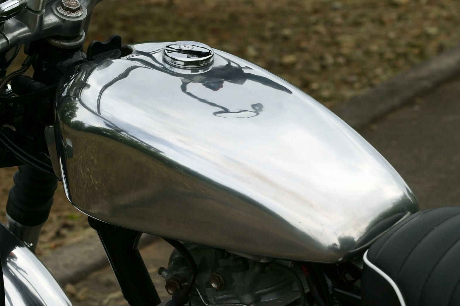 ヤマハ SR400 トラックマスターアルミタンク バフ無し BIGCEDAR