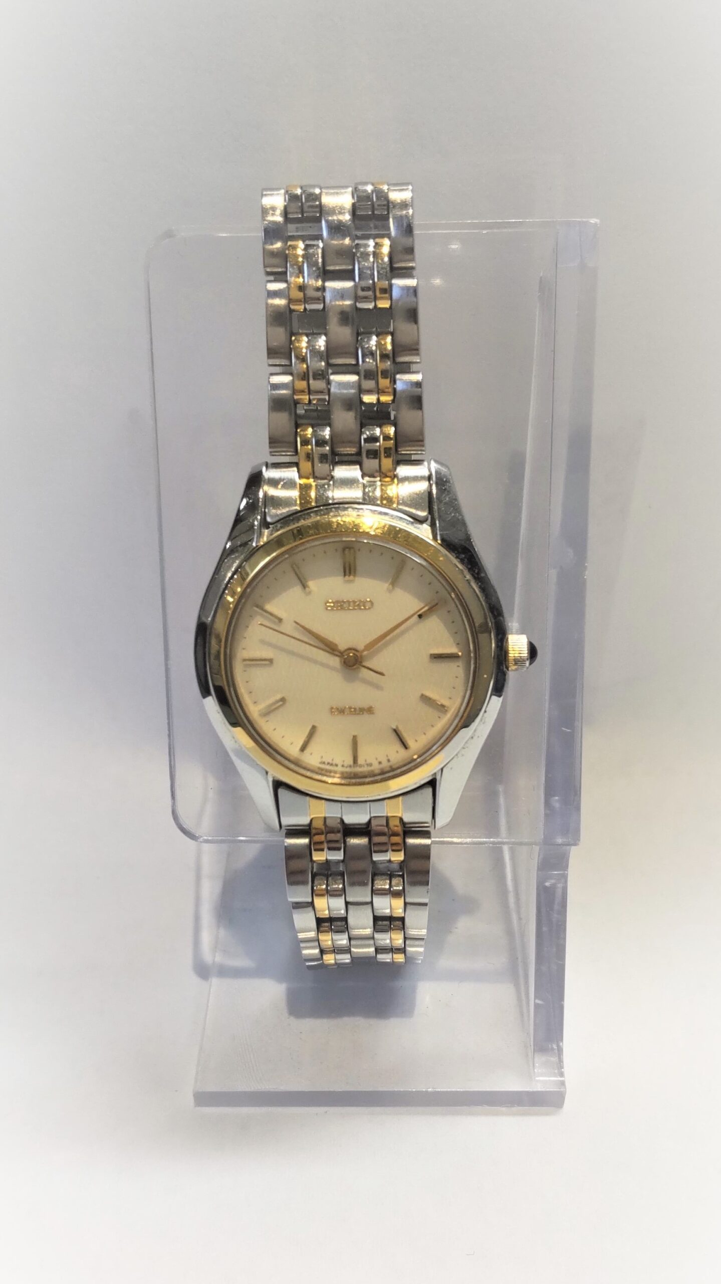 SEIKO セイコー エクセリーヌ 4J41-0100の電池交換