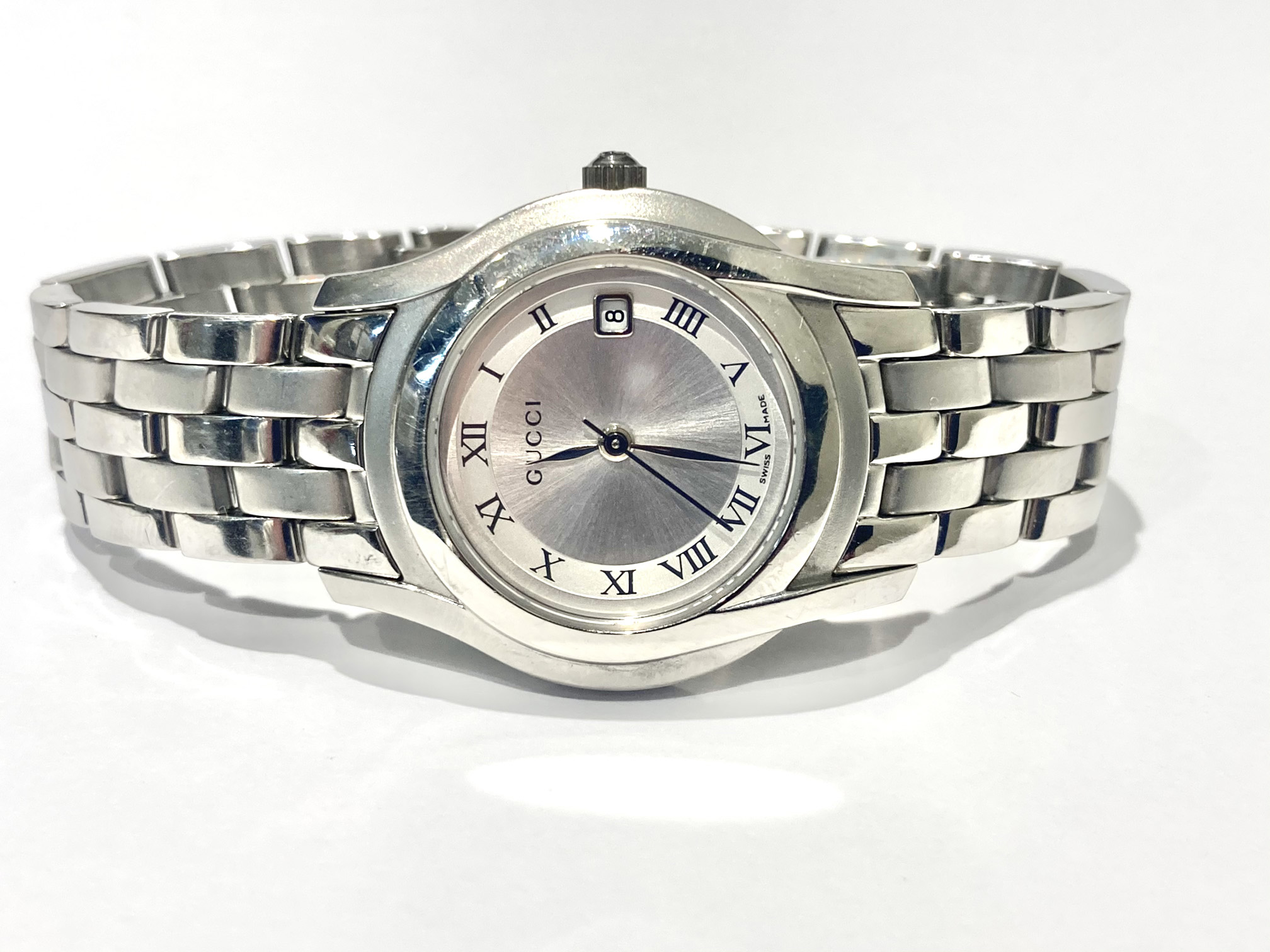 秒針の動きが変… GUCCI グッチ 5500Lの電池交換