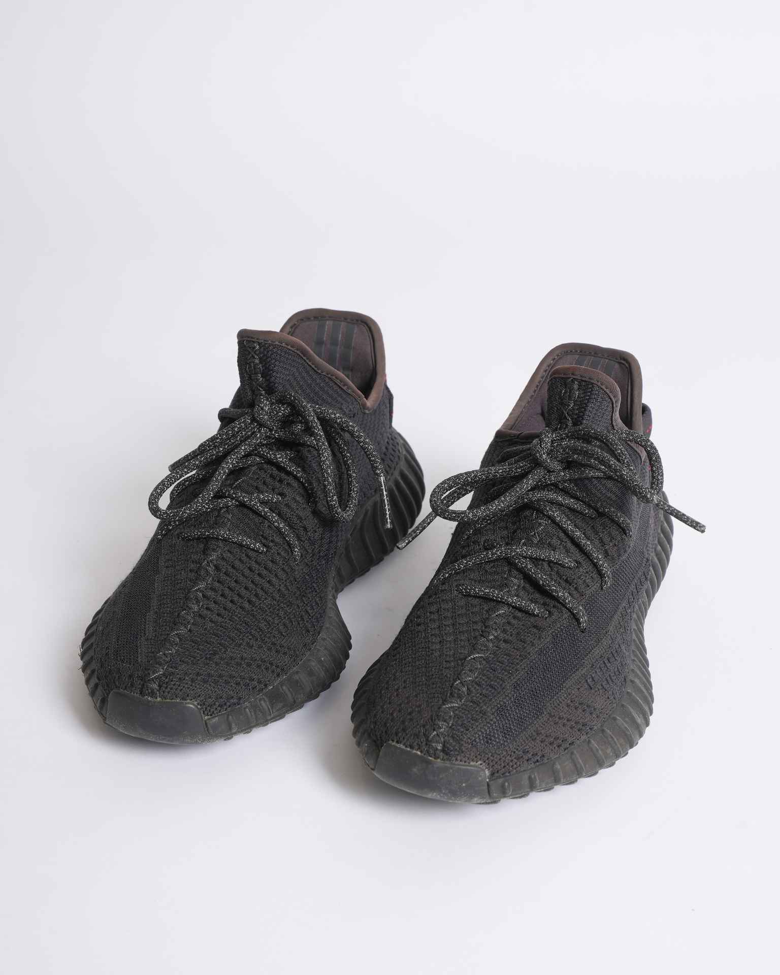 Adidas × Kanye West Yeezy Boost 350 V2