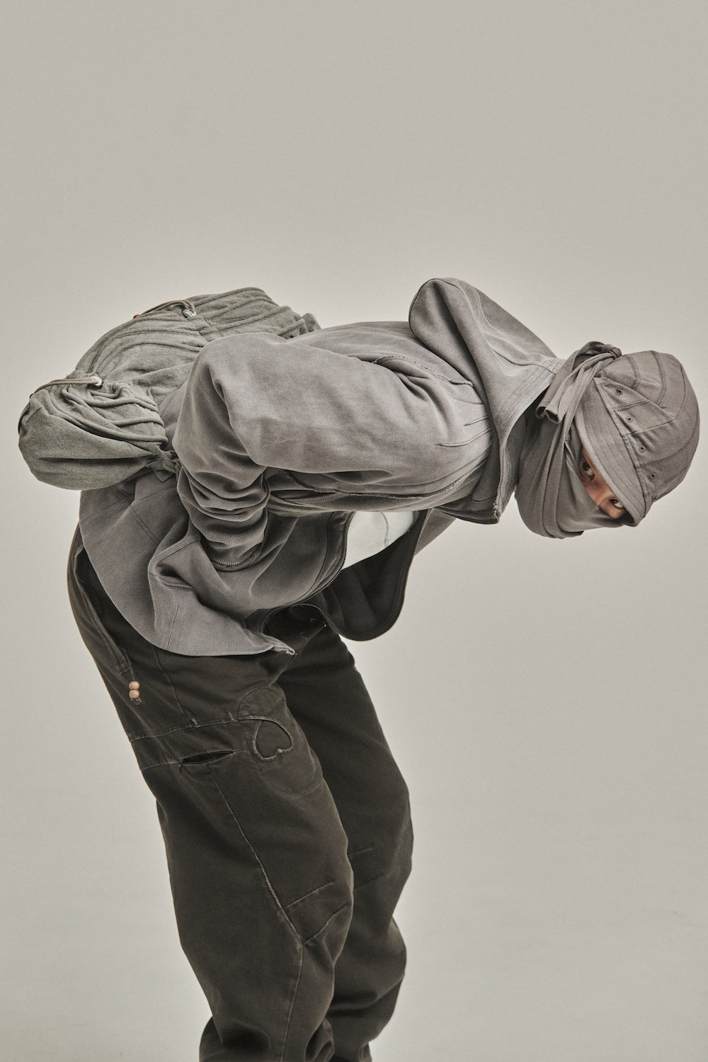 JIAN YE / TAO BAG - Gray – my brain is only a receiver