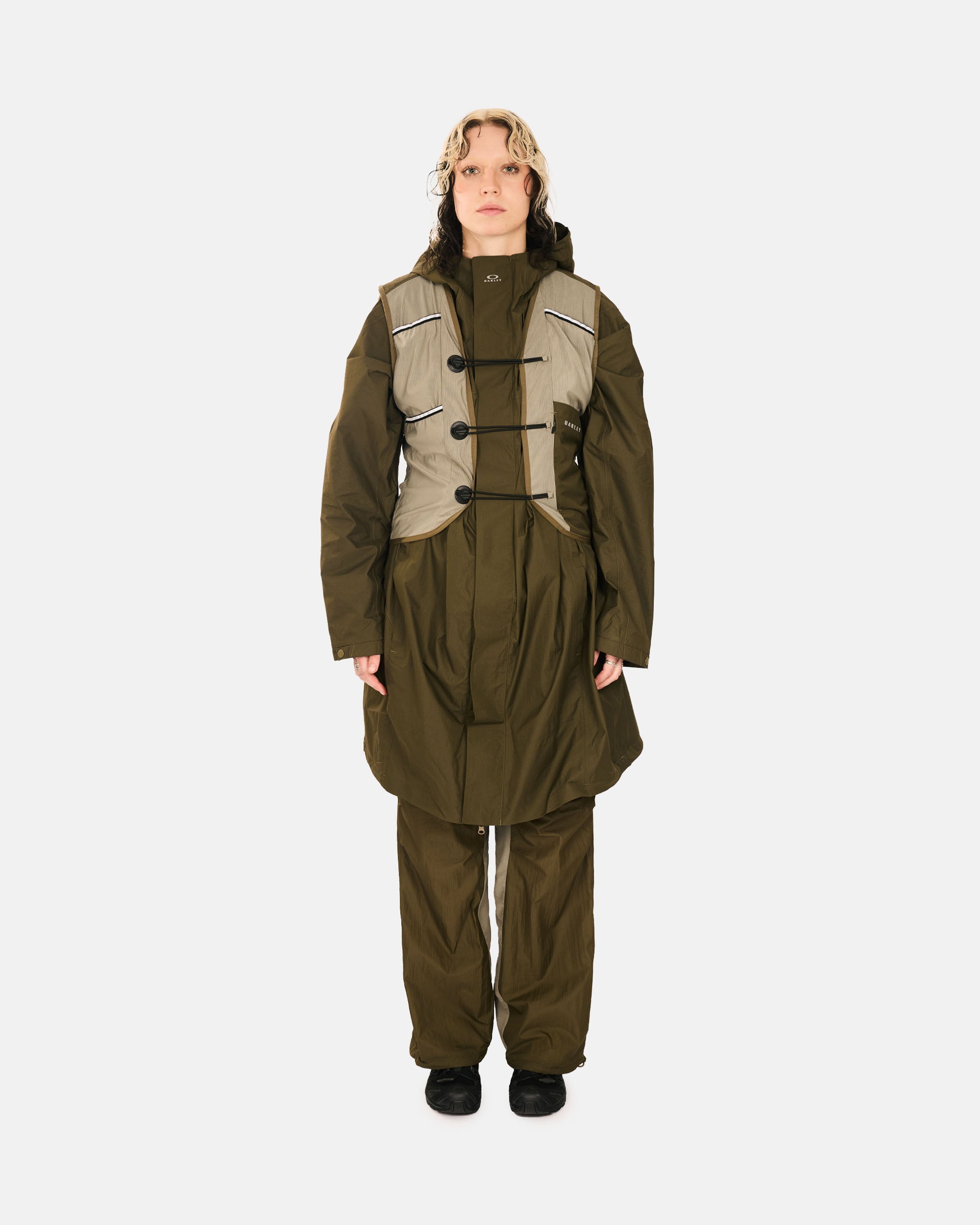 Oakley Latitude Flight Vest Poncho | Clothing Online