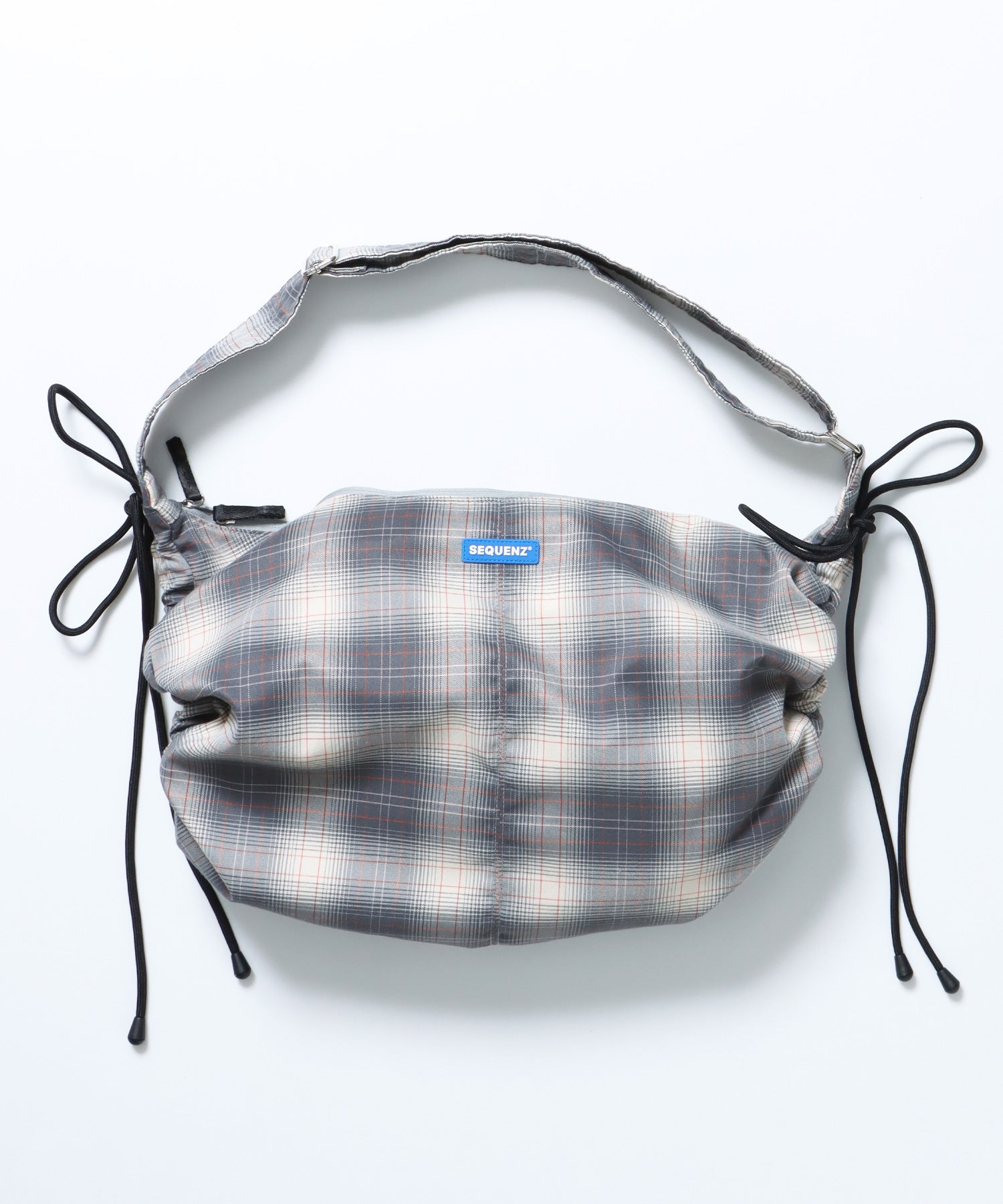 SEQUENZ（シークエンズ）】SHOULDER GATHER BAG / テック ショルダー
