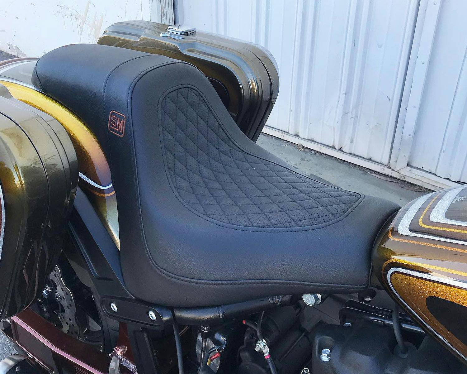 ハーレー用パーツ カスタムパーツの通信販売 ネオファクトリー