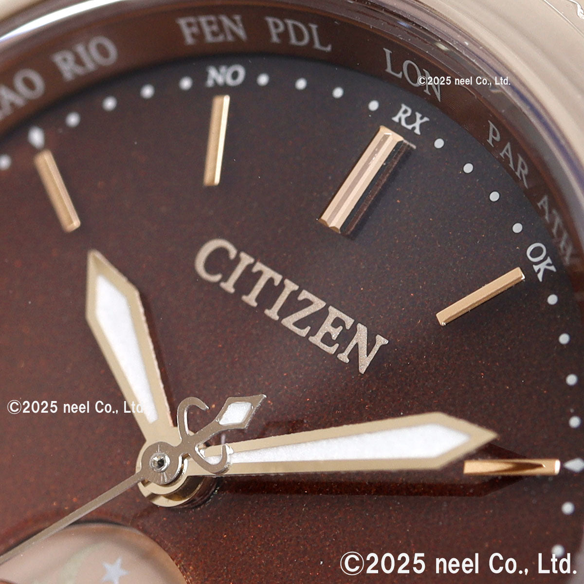 シチズン クロスシー エコドライブ 電波時計 xC EE1004-73W ティタニア