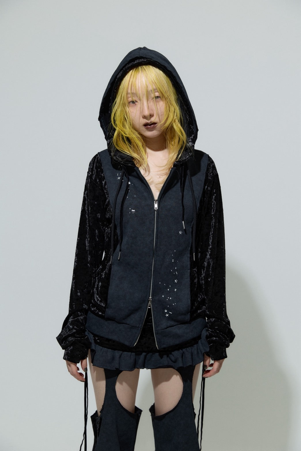 OUTER – neith.onlinestore