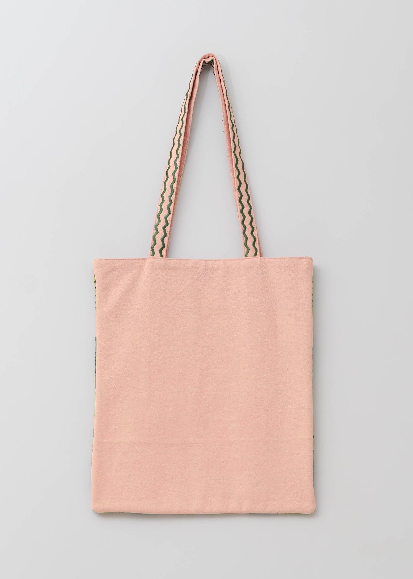 Animal Embroidery Tote Bag | Pasand by ne Quittez pas | パサン
