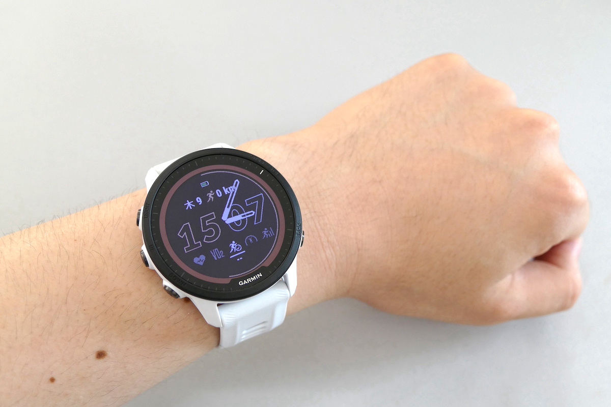 ガーミンのランニングGPSウォッチ「Forerunner」を触ってみた - 上位の