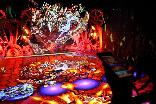 爆絶クエストを体感せよ！ 「モンスターストライク展」大阪で始まる