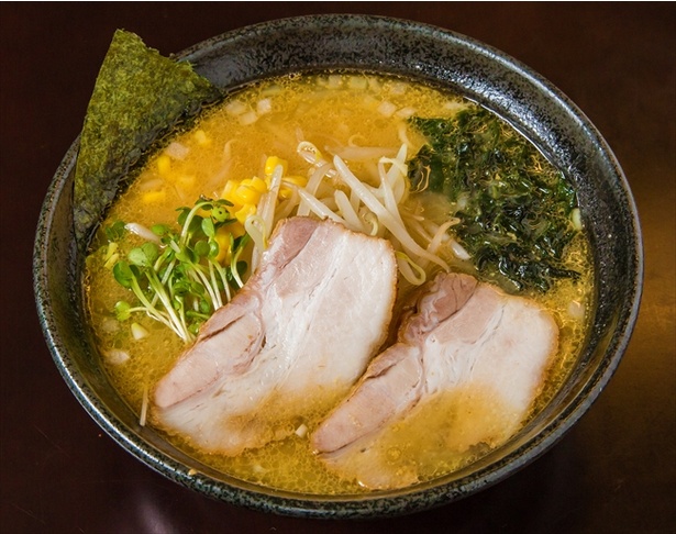 これは5分で売切れも納得！ 肉盛り盛りの白河ラーメンに大興奮！ 福島